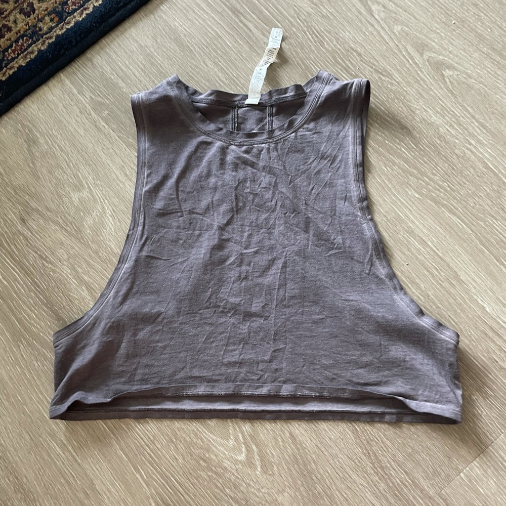 lulu lemon cropped muscle workout tank top!